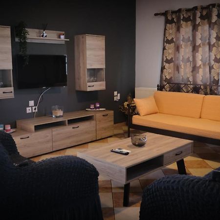 Vretti'S Apartment Fratsia 外观 照片