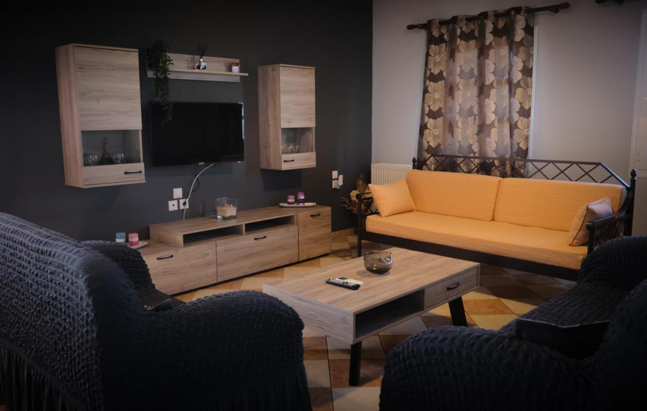 Vretti'S Apartment Fratsia 外观 照片
